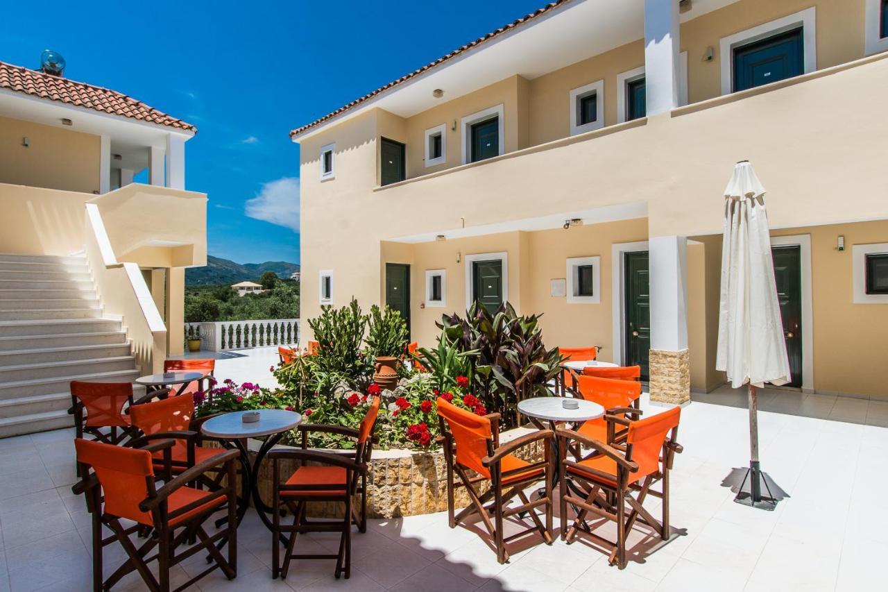 Bozikis Palace Hotel Agios Sostis  Esterno foto